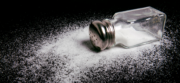 Entenda os diferentes tipos de sal e reduza o consumo